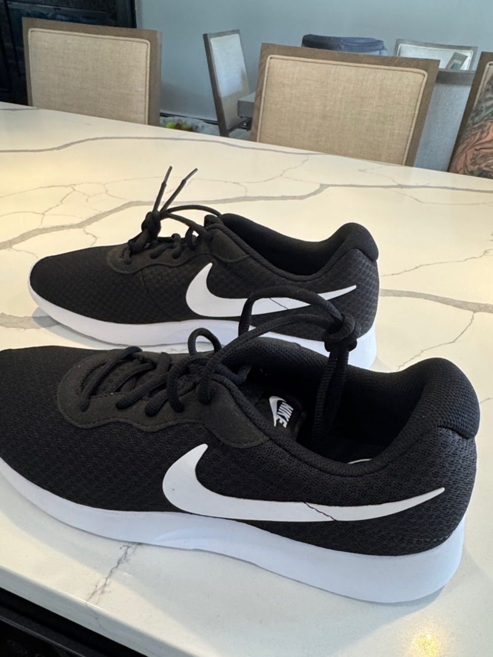 Nike Black & White Mesh Running Sneakers - Picture 3 of 4